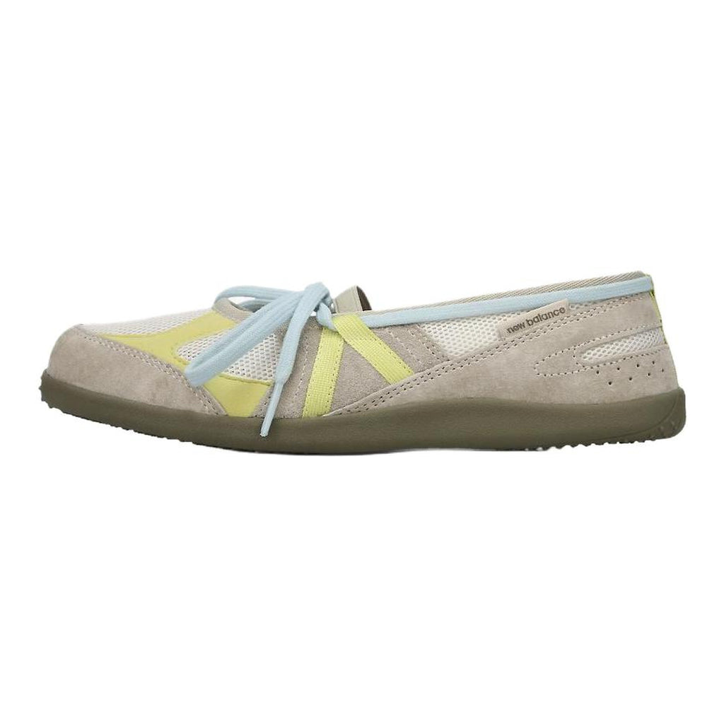 New Balance x SUNLOVE Flat Breeze Unisex Suede Slip-On Flats – Oatmeal/Lemon