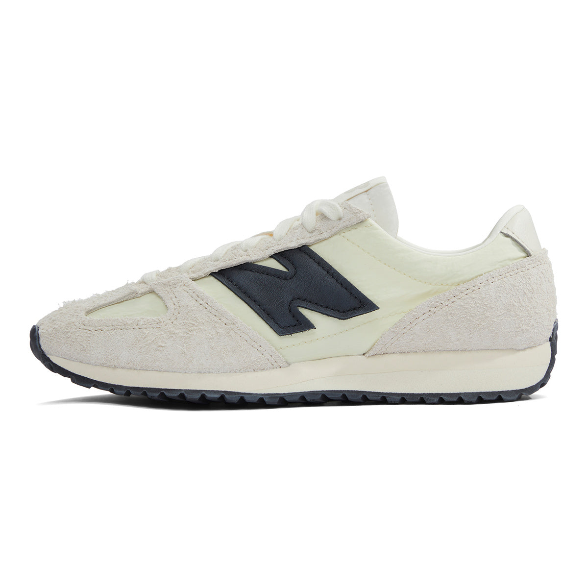 New Balance 471 Unisex Low-Profile Sneakers - Cream/Black