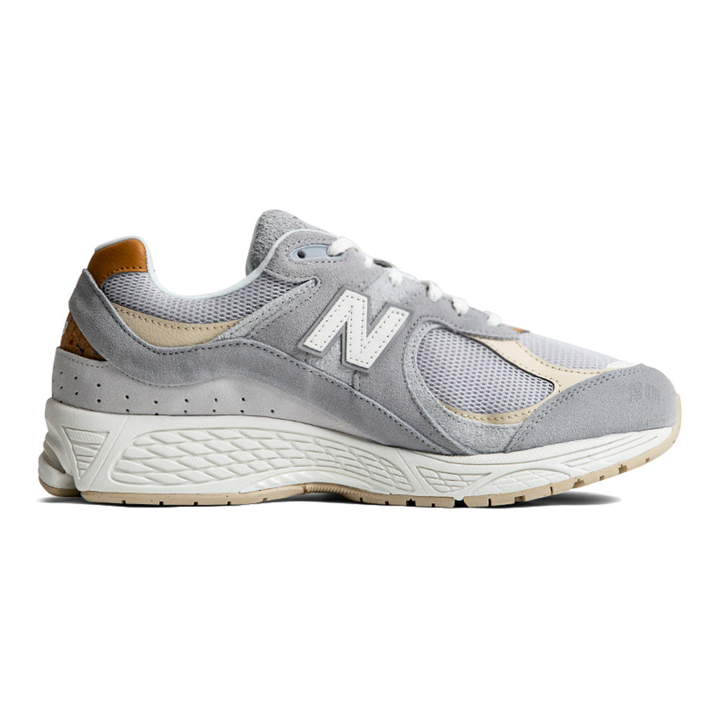 New Balance 2002R Unisex Lightweight Colorblock Running Shoes – Light Grey