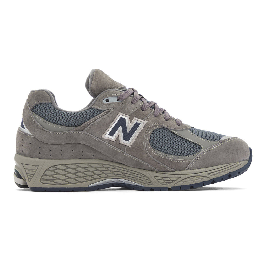 New Balance 2002R GORE-TEX Unisex Waterproof Lifestyle Running Shoes – Grey/Brown