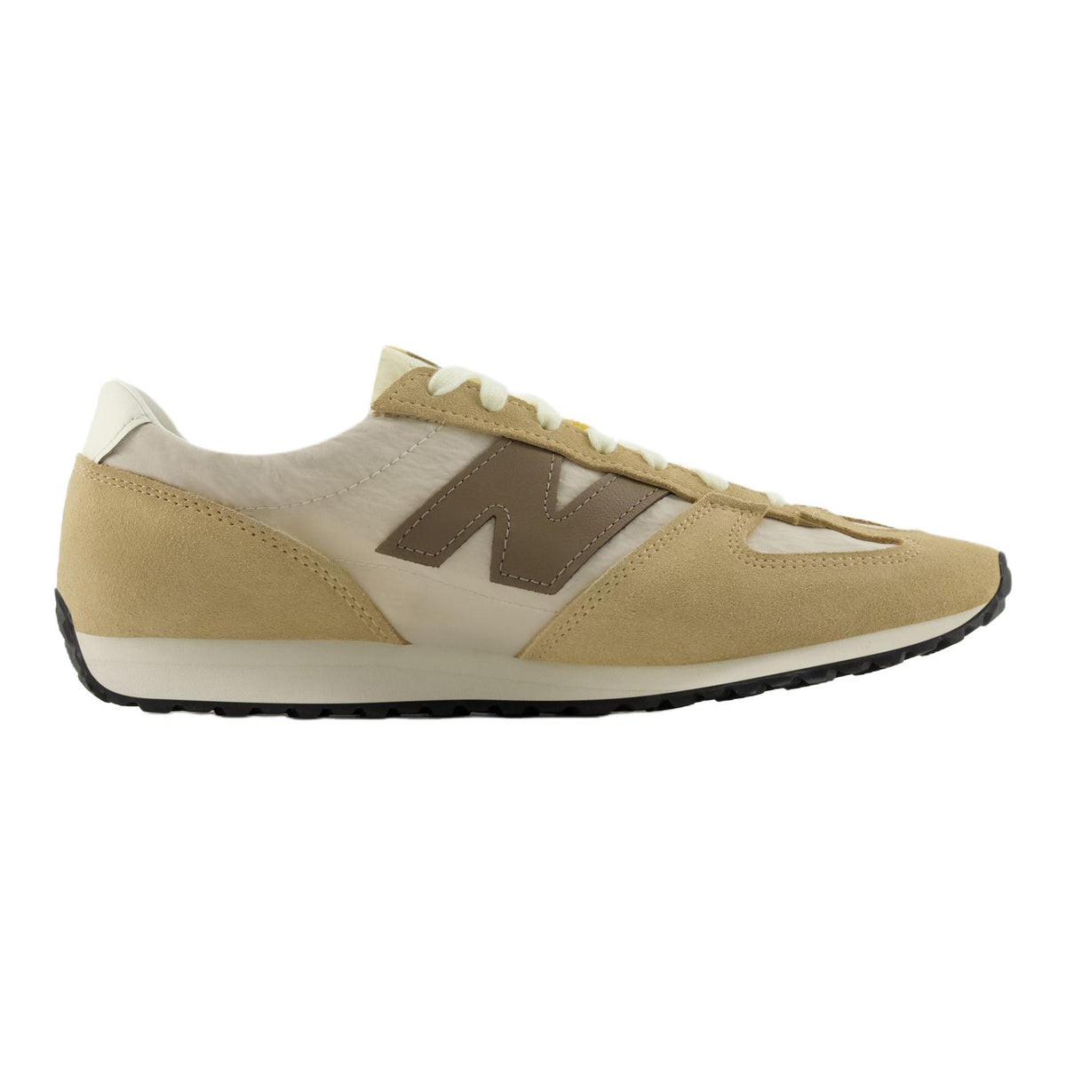 New Balance 471 Unisex Lifestyle Sneakers - Beige/Brown