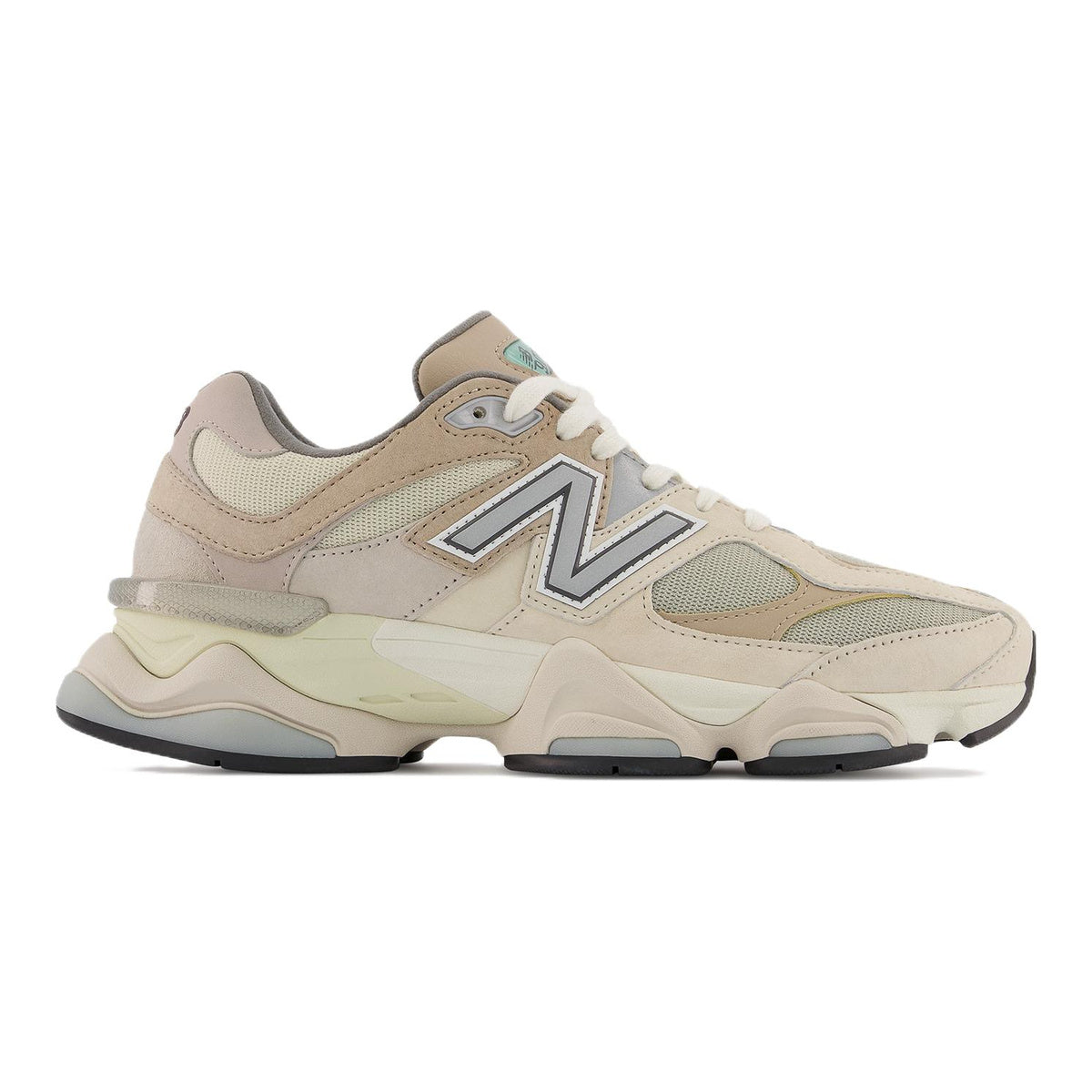 New Balance 9060 Unisex Chunky Lifestyle Sneakers – Sea Salt