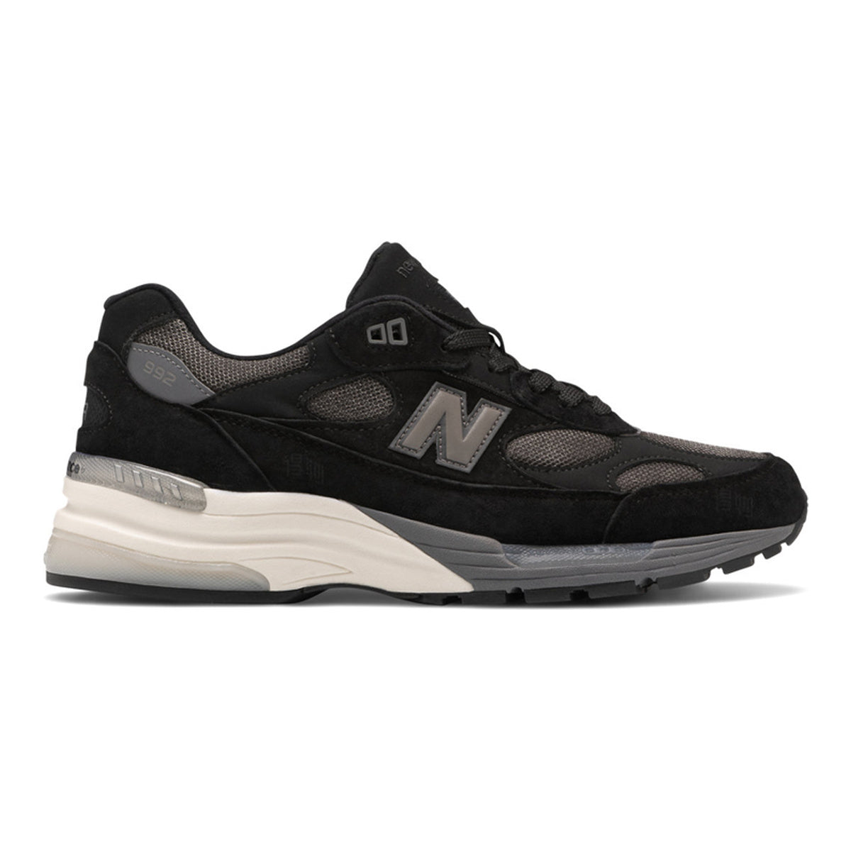 New Balance 992 Unisex Suede Lifestyle Sneakers – Black