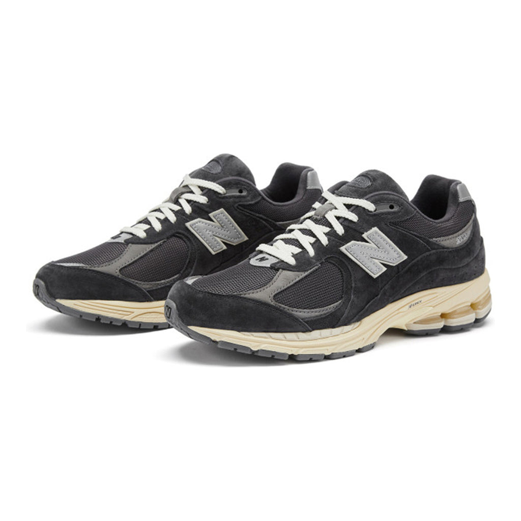 New Balance 2002R Unisex Suede Arch-Support Lifestyle Sneakers – Charcoal Grey