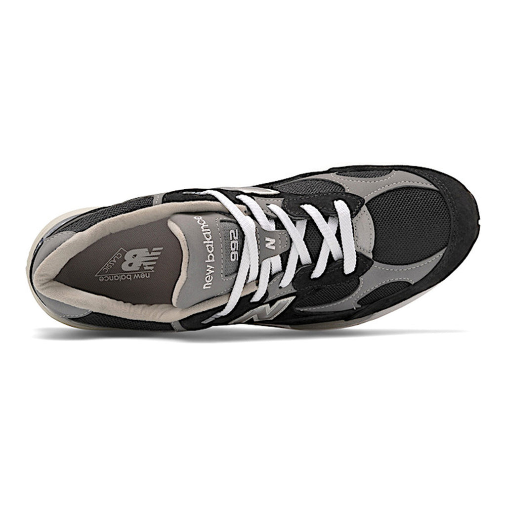 New Balance 992 Unisex Suede Lifestyle Sneakers – Black/Grey