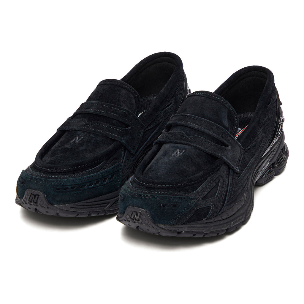 New Balance 1906L Unisex Suede Loafers - Black