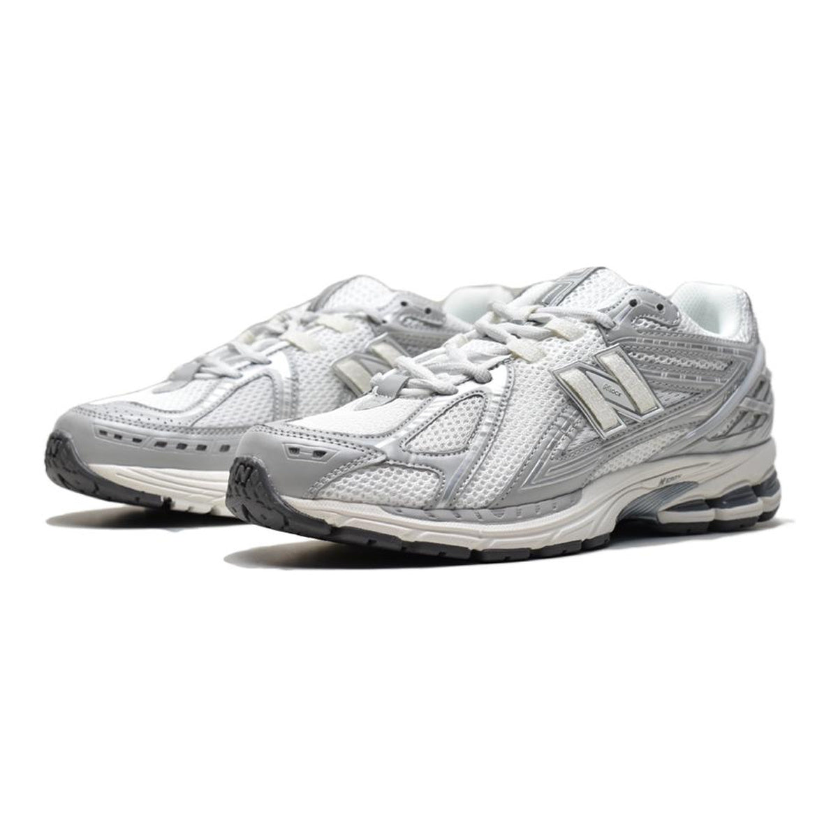 New Balance 1906R Unisex Mesh Lifestyle Running Sneakers – Sea Salt/Silver Metallic
