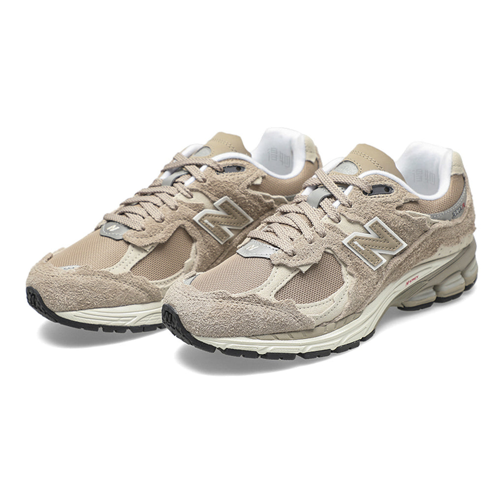 New Balance 2002R Unisex Retro Lifestyle Sneakers – Light Khaki