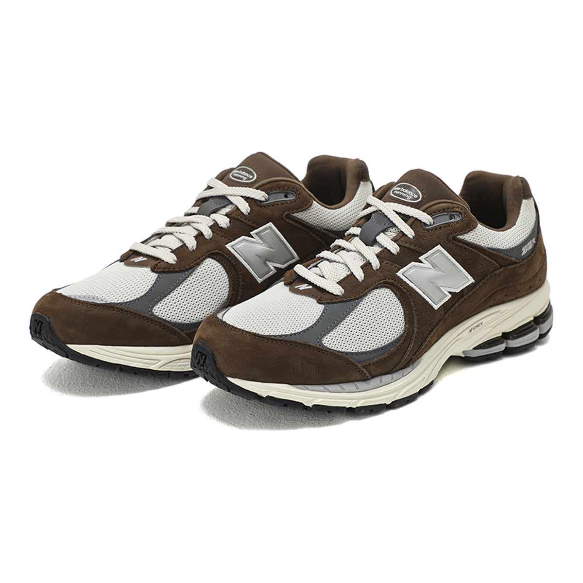 New Balance 2002R Unisex Lightweight Cushioned Retro Running Shoes – Brown/Grey