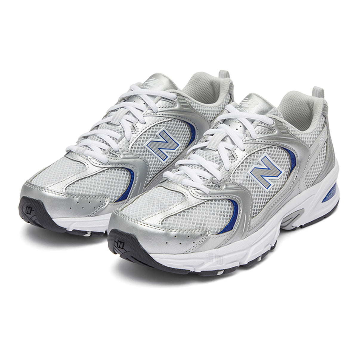 New Balance Unisex Sneakers – Cushioned Everyday Running Shoes