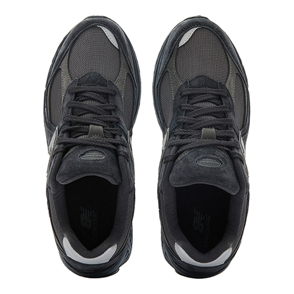New Balance 2002R Unisex Retro Lifestyle Running Shoes – Dark Grey