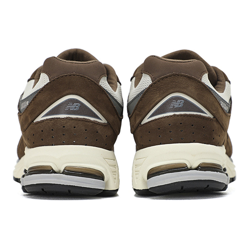 New Balance 2002R Unisex Lightweight Cushioned Retro Running Shoes – Brown/Grey
