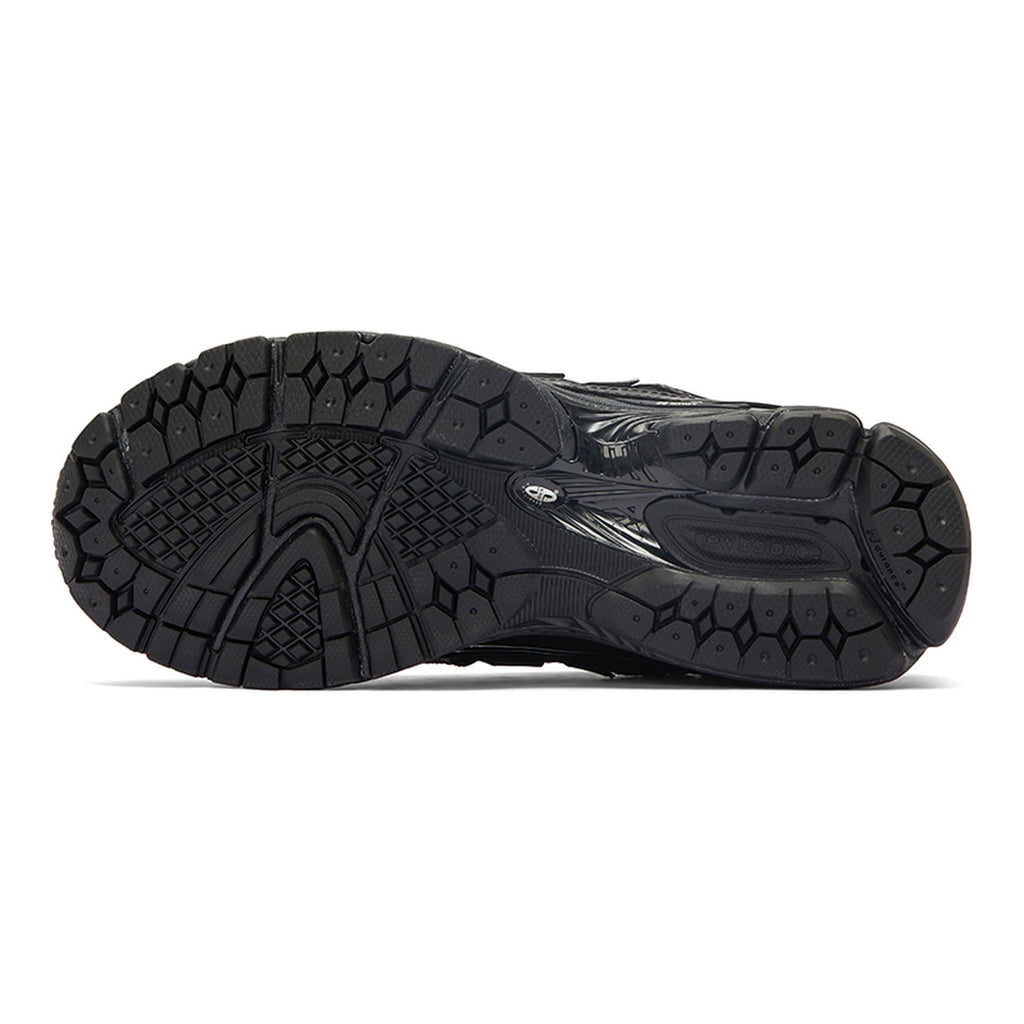 New Balance 1906R Unisex Mesh Lifestyle Running Sneakers – Black/Silver Metallic