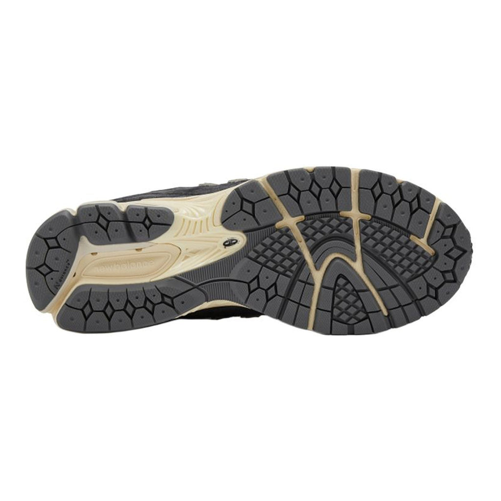 New Balance 2002R Unisex Suede Arch-Support Lifestyle Sneakers – Charcoal Grey