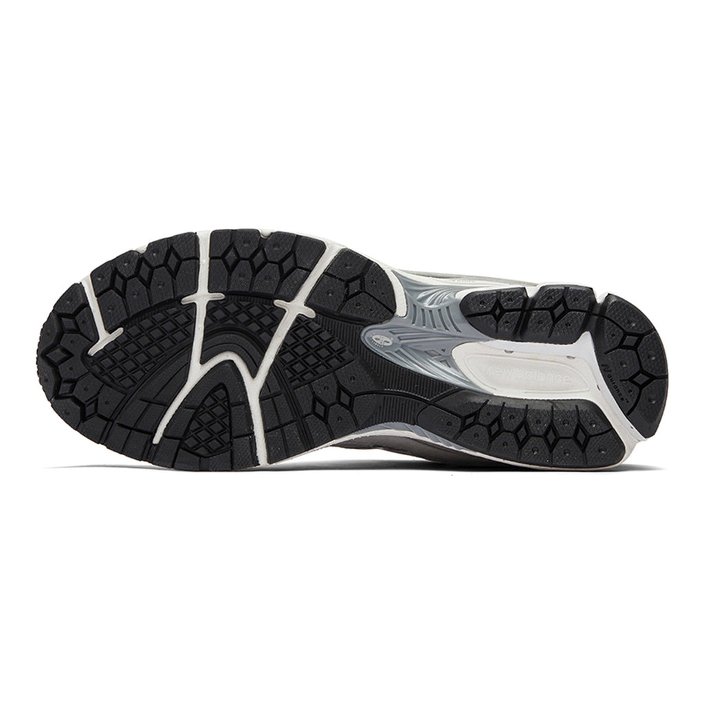 New Balance 2002R Unisex Breathable Retro Lifestyle Running Shoes – Grey